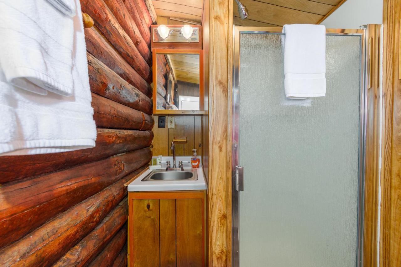 Alpine Meadows Log Cabin Girdwood Luaran gambar